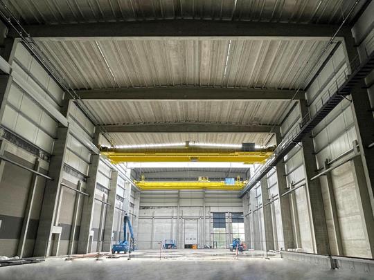 Progress at Soenen Golfkarton: Massive CTI Overhead Cranes Installed for Automated Stacking Warehouse