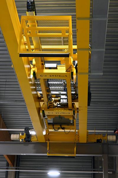 Brücken- und Hängekrane - Lange Profile und Platten - Aluminium und PVC