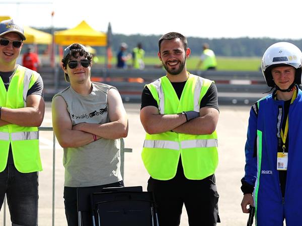 Congratulations to the e-Comet Pierrard team for their great performance at the Shell Eco-marathon 2025!